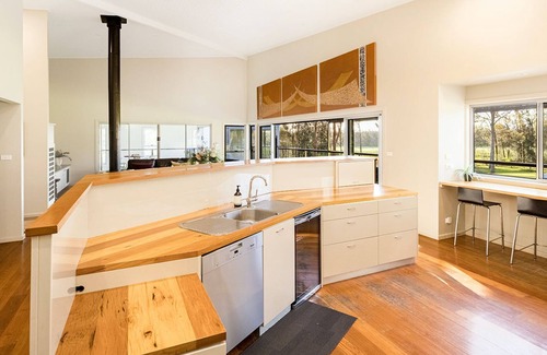 Shoalhaven City Council House | Springbank House with Ocean View & Private Pool Awaits