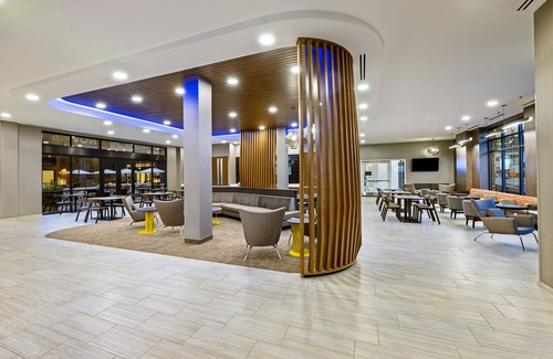Downtown Colorado Springs Hotel | Experience SpringHill Suites by Marriott Colorado Springs