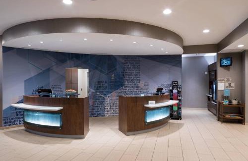 Jefferson Manor Hotel | Ideal SpringHill Suites Alexandria: Family-Friendly Retreat