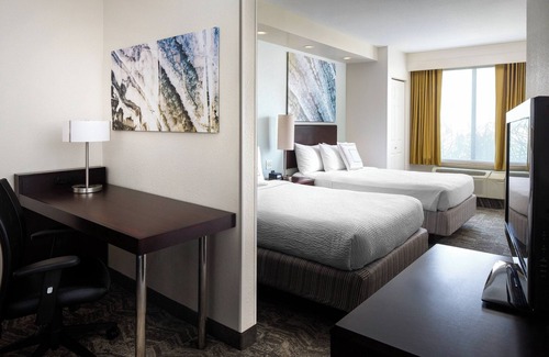 Bakersfield Hotel | Top-Rated SpringHill Suites by Marriott Bakersfield Awaits