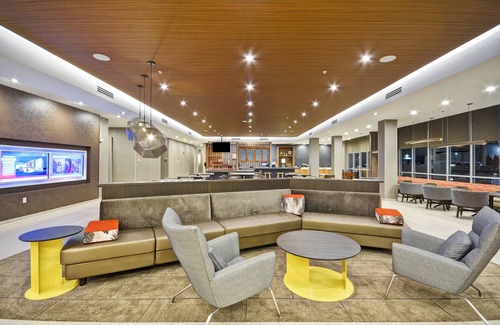 Blue Ash Hotel | Discover SpringHill Suites by Marriott Cincinnati Blue Ash