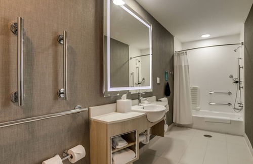 Stillwater Hotel | Modern SpringHill Suites in Stillwater with Great Amenities