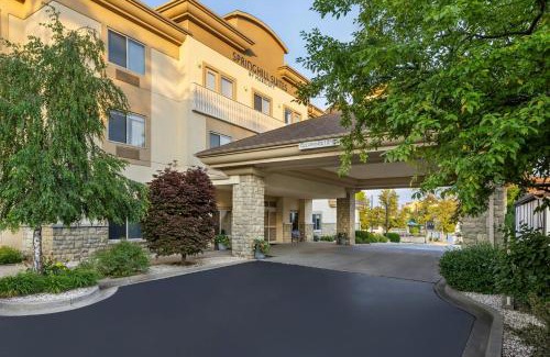 Frankenmuth Hotel | Family-Friendly Springhill Suites with Pool in Frankenmuth