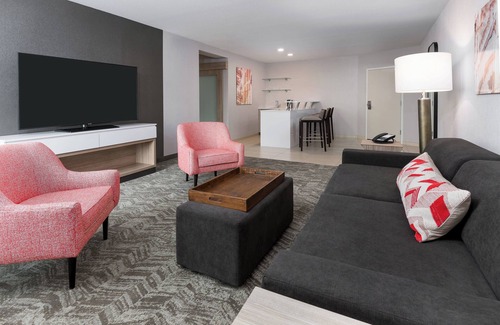 Downtown Hotel | Top-Rated SpringHill Suites with Pool and Family Amenities