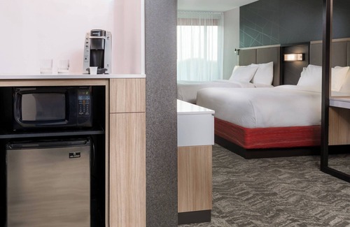 Downtown Hotel | Top-Rated SpringHill Suites with Pool and Family Amenities