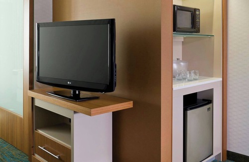 Oxford Valley Hotel | Discover SpringHill Suites by Marriott in Langhorne, PA