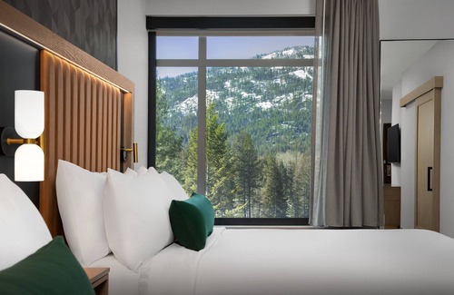 Ponderay Hotel | Discover Springhill Suites by Marriott Sandpoint - 4 Star Stay