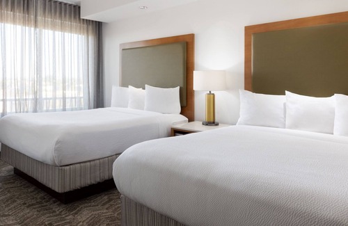 Roseville Hotel | Discover Comfort at SpringHill Suites by Marriott Roseville