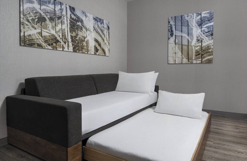 Tuckahoe Hotel | Top-Rated SpringHill Suites by Marriott in Tuckahoe