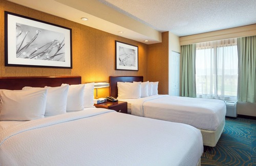 Longmont Hotel | Stylish Springhill Suites by Marriott Boulder Longmont Escape