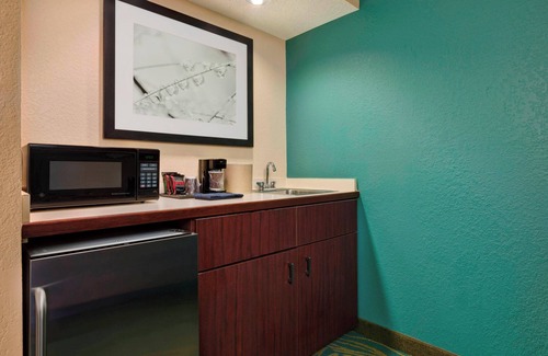 Mishawaka Hotel | Ideal Stay at SpringHill Suites Mishawaka-University Area