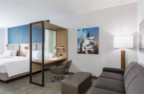 Downtown St. Paul Hotel | Explore SpringHill Suites by Marriott St. Paul Downtown