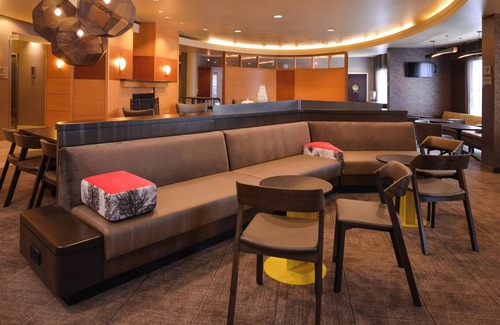 Tarentum Hotel | Explore Springhill Suites by Marriott Pittsburgh Mills Today