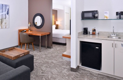 Fairfax Hotel | Family-Friendly SpringHill Suites with Pool & Spa Amenities