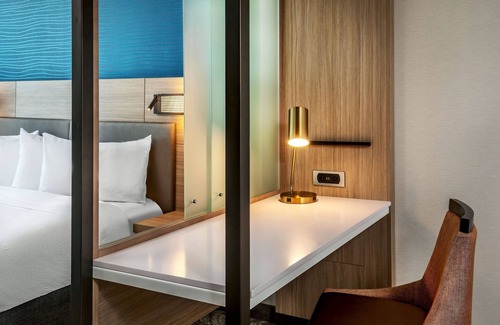 Revere Hotel | Relax at SpringHill Suites Boston Logan with Pool & Spa