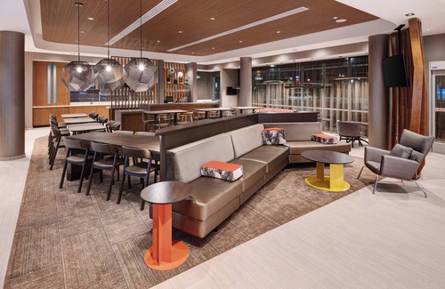Tifton Hotel | Guest Rated 9.6: SpringHill Suites Tifton with Pool & Kitchen
