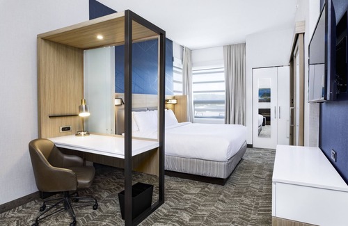Topeka Hotel | Relaxing Retreat at SpringHill Suites Topeka Southwest