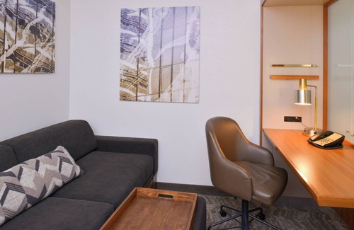 Durham Hotel | Discover Comfort at SpringHill Suites Durham Chapel Hill
