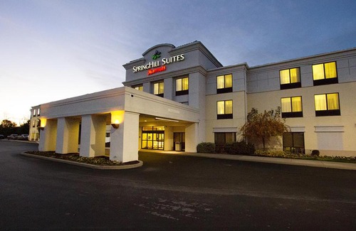 Hummelstown Hotel | Indulge at SpringHill Suites by Marriott Hershey Near The Park