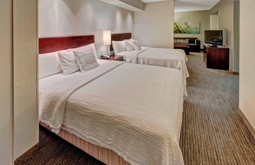 Rural Estates Hotel | Relaxing Getaway at SpringHill Suites by Marriott Naples