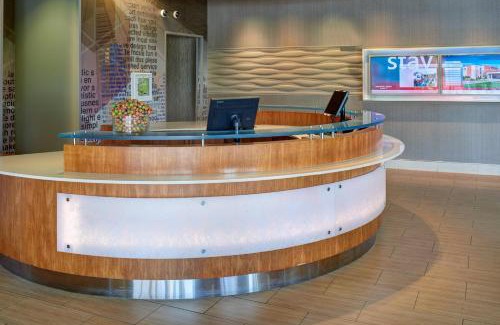 Saginaw Hotel | Discover SpringHill Suites by Marriott Saginaw with Pool & Hot Tub