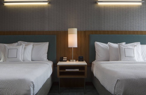 Overtown Hotel | Modern SpringHill Suites in Miami with Pool & Spa Access