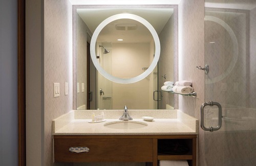 Overtown Hotel | Modern SpringHill Suites in Miami with Pool & Spa Access