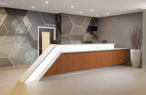 Addison Hotel | Discover SpringHill Suites Dallas Addison: Family-Friendly Stay