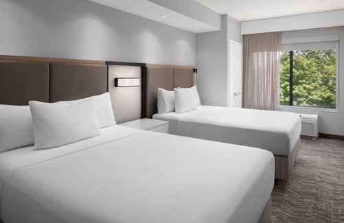 Grand Rapids Hotel | Relax at SpringHill Suites Grand Rapids Airport Southeast
