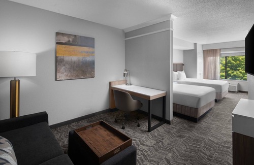 Grand Rapids Hotel | Relax at SpringHill Suites Grand Rapids Airport Southeast