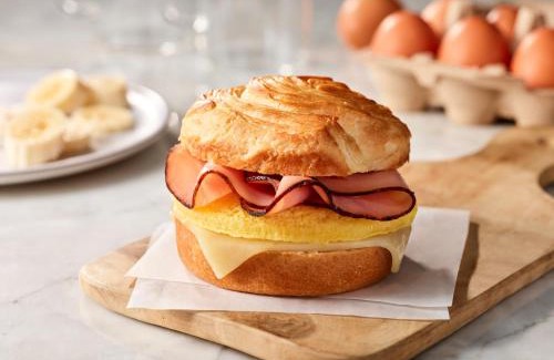 Lehi Hotel | Discover SpringHill Suites Lehi at Thanksgiving Point