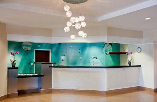 Hawthorne Hotel | Relaxing SpringHill Suites near LAX & Manhattan Beach