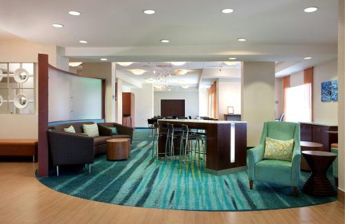 Hawthorne Hotel | Relaxing SpringHill Suites near LAX & Manhattan Beach