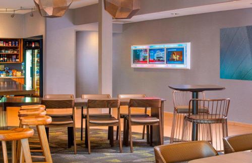 Bridgeton Hotel | Discover Comfort at SpringHill Suites St. Louis Airport