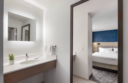 Tempe Hotel | Explore SpringHill Suites Tempe Near Arizona Mills Mall