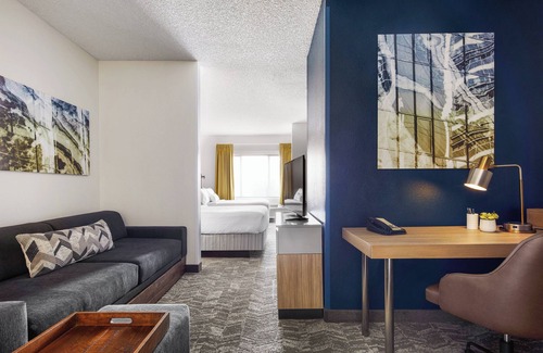 Tempe Hotel | Explore SpringHill Suites Tempe Near Arizona Mills Mall