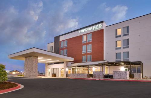 Colorado Springs Hotel | Pet-Friendly Springhill Suites Near Air Force Academy