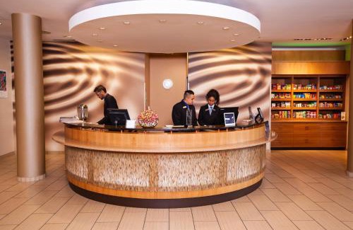 Wenatchee Hotel | Discover SpringHill Suites Wenatchee with Oceanfront Views