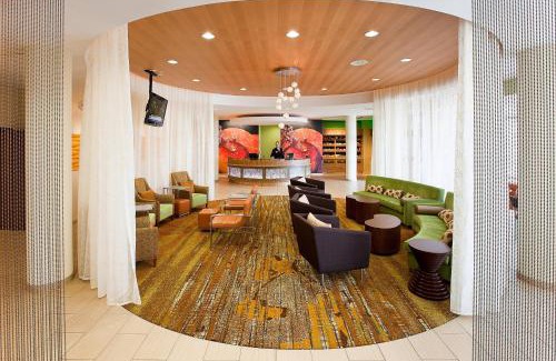Wenatchee Hotel | Discover SpringHill Suites Wenatchee with Oceanfront Views