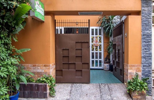 Bui Thi Xuan Apartment | Springhome R301 - Your Ideal Getaway with Kitchen Access