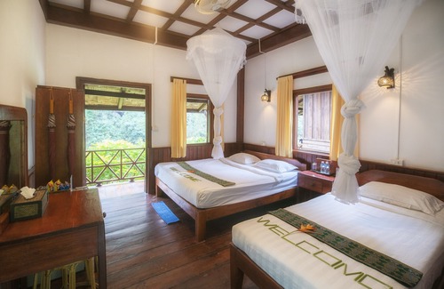 Kong Lor Hotel | Discover SpringRiver Resort: Rated 9.4 with Pool & Spa
