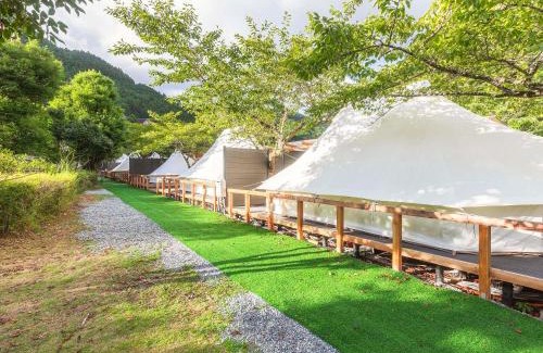 Yamakita Hotel | Relax at SPRINGS VILLAGE: Family-Friendly Hot Springs Retreat