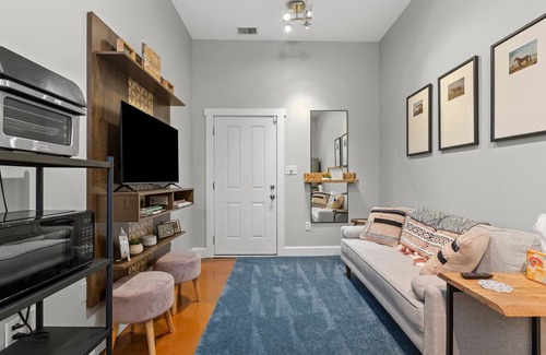 Georgetown Apartment | Top-Rated Springside Bourbon Getaway with Family Amenities