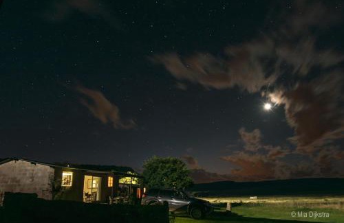 Ficksburg House | Cozy Springwater Cottages: Pet-Friendly Retreat with Kitchen