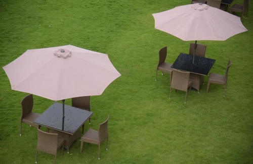 Kaathene Hotel | Family-Friendly SpringWells Hotel with Hot Tub & Kitchen