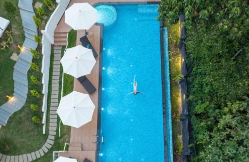 Devikolam Hotel | Relax at Sprise Munnar Resort and Spa with Ocean Views