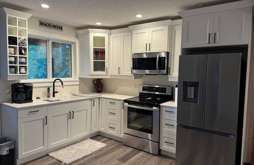 Port Alberni Cabin | Sproat lake Cabin
