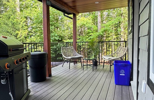 Port Alberni Cabin | Sproat lake Cabin
