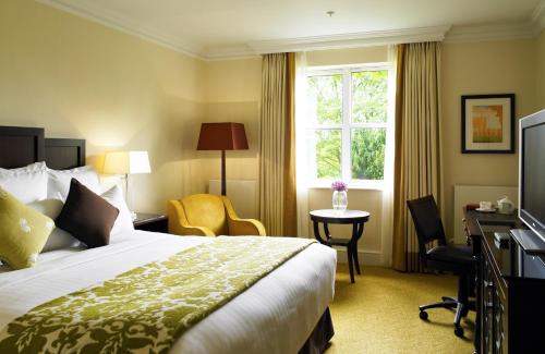 Sprowston Hotel | Escape to Sprowston Manor Hotel & Country Club Retreat