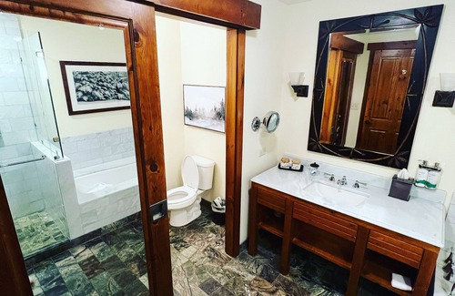 Stowe Area Hotel | Guest Rated 10/10: Spruce Peak Studio - Ski-In/Ski-Out